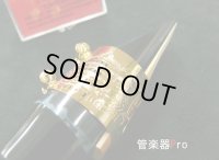 チャールズベイ）　アルトサックス用リガチャー　J,リガチャーPAGODA（ゴールドメッキ）【2021年5月再入荷】