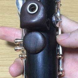 画像2: うどん Woodon　木管楽器用サムボタン　右手親指負担軽減パーツ　樹脂製【2020年12月取扱開始】
